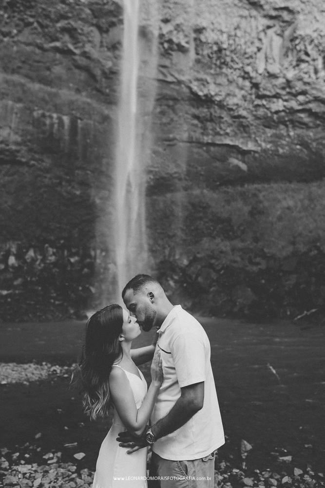 ensaio-prewedding-cachoeira-do-saltao