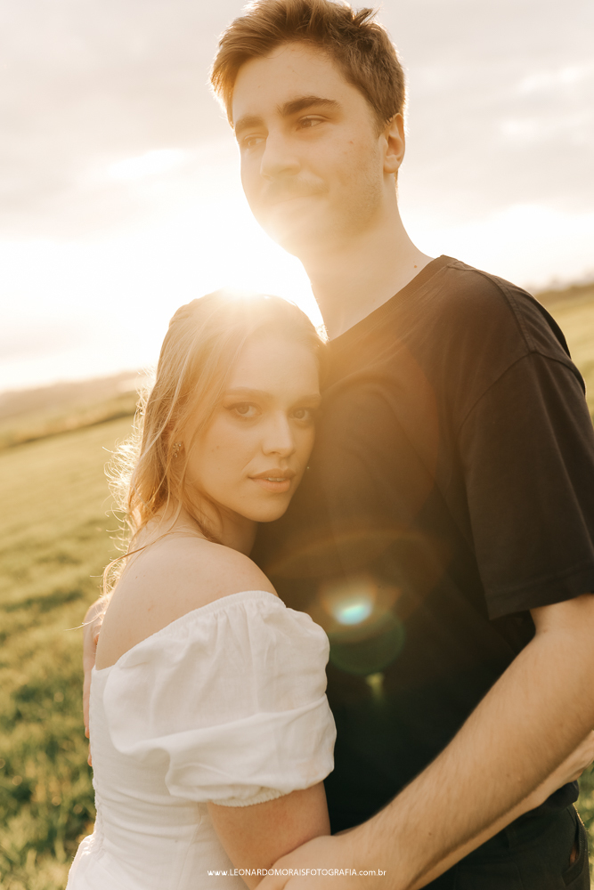 ensaio-prewedding-holambra-campo-por-do-sol