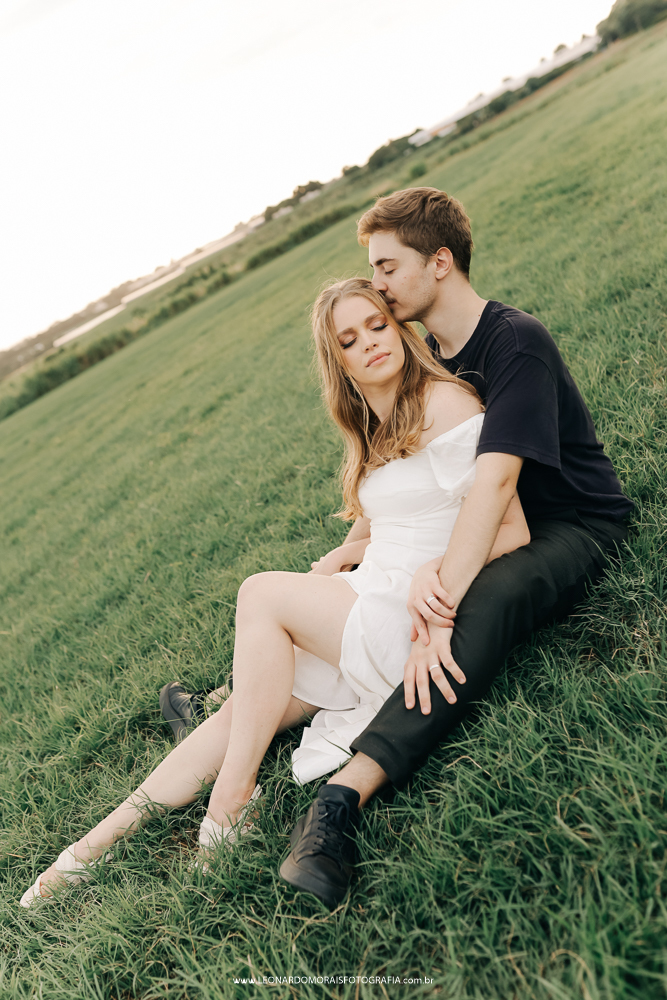 ensaio-prewedding-holambra-campo-por-do-sol