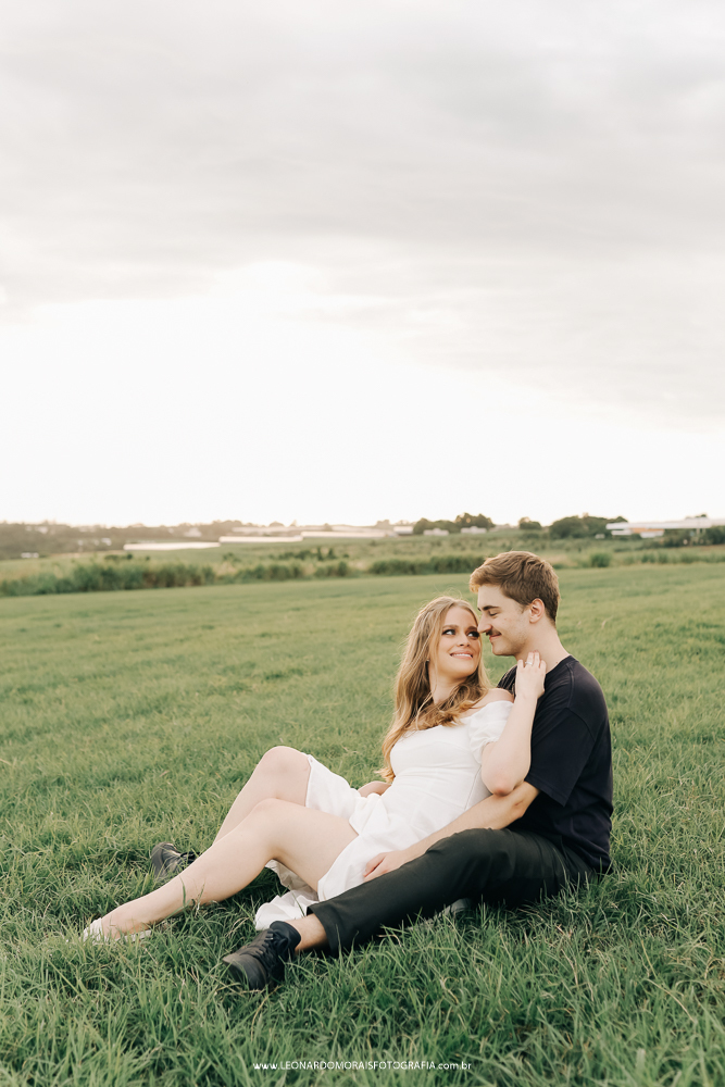 ensaio-prewedding-holambra-campo-por-do-sol