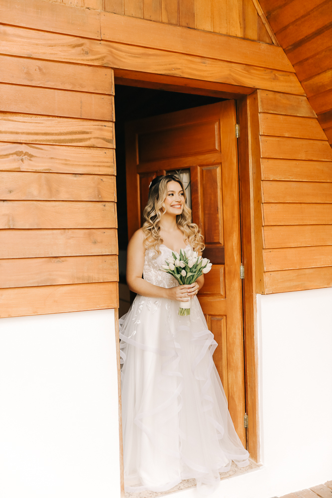 noiva-casamento-classico-buque-vestido-de-noiva