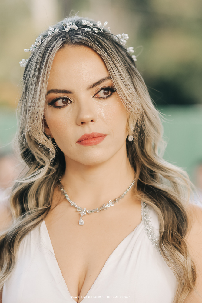 noiva-emocionada-casamento