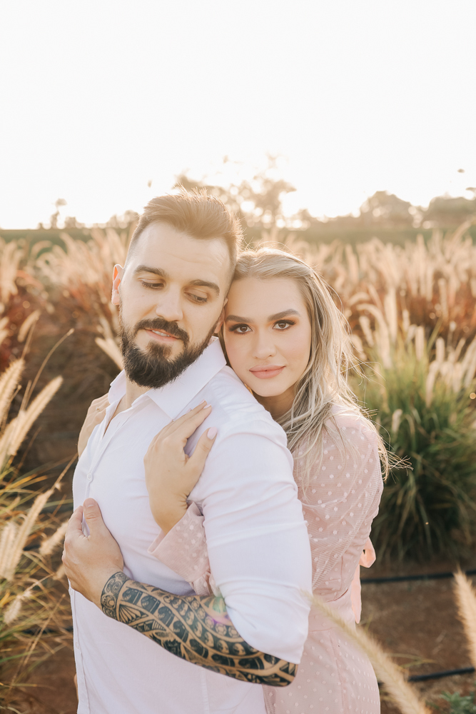 ensaio-prewedding-campo-holambra-por-do-sol