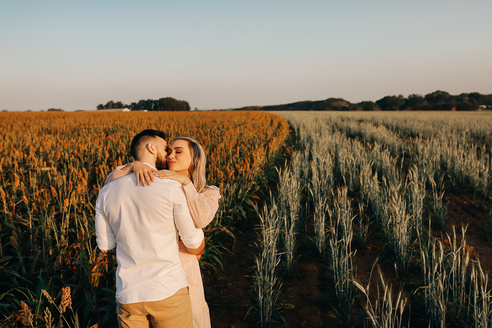 ensaio-prewedding-campo-holambra-por-do-sol