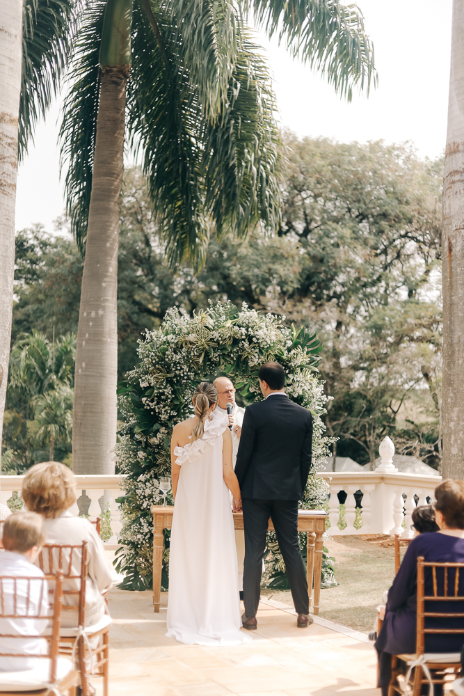 cerimonia-casamento-ao-ar-livre-classico