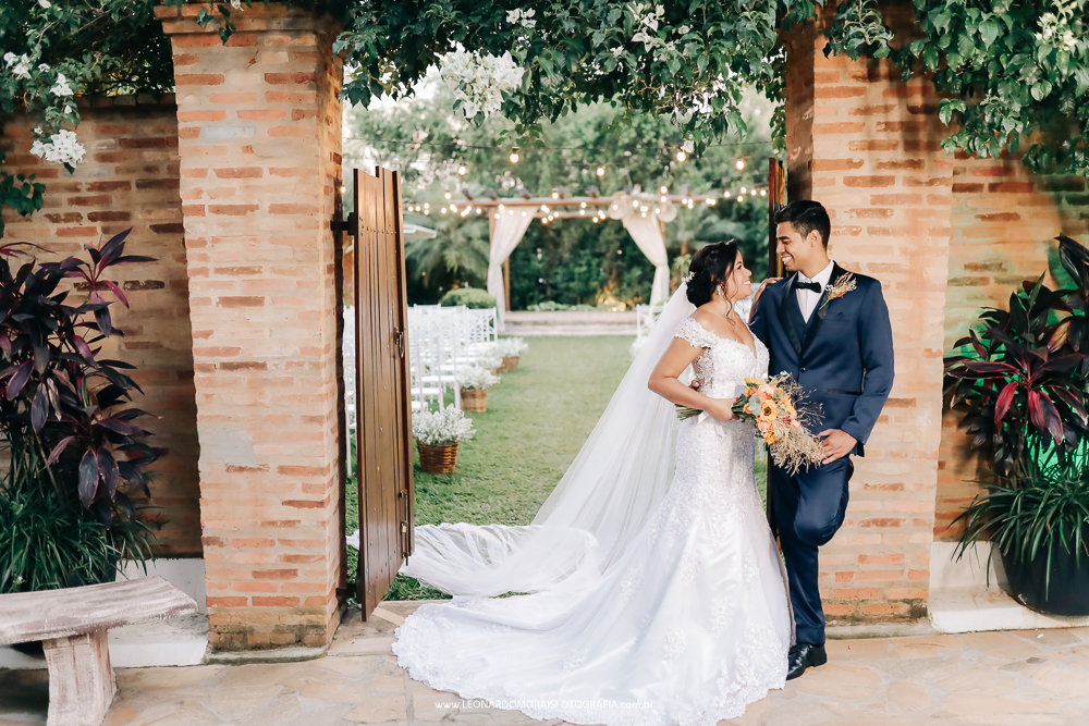 ENSAIO-CASAL-ESPAÇO-SONHO-REALIZADO-CASAMENTOENSAIO-CASAL-ESPAÇO-SONHO-REALIZADO-CASAMENTO