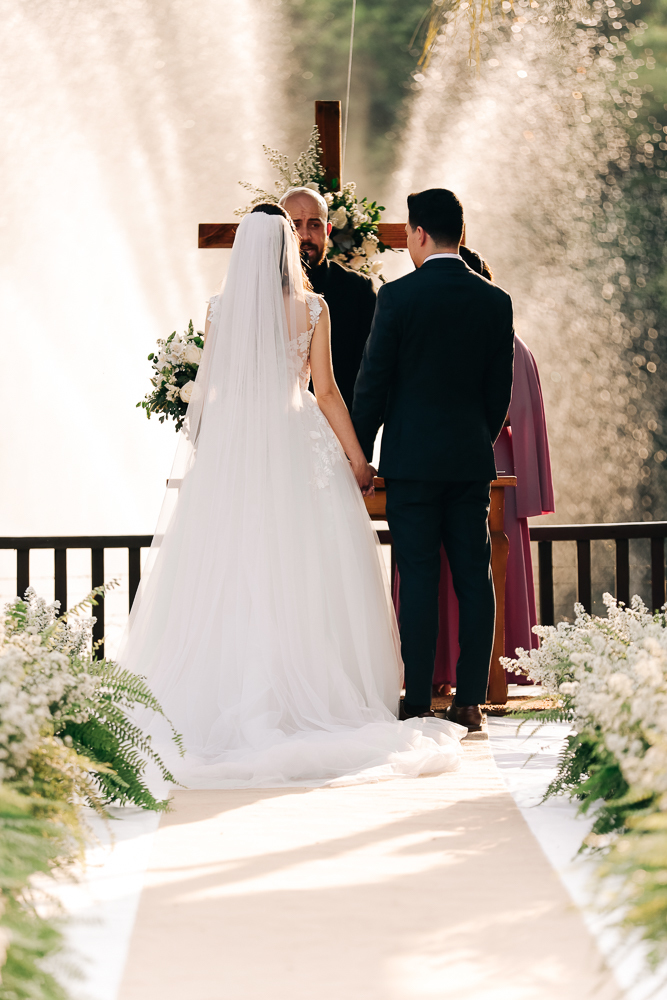 noiva-carro-classico-entrada