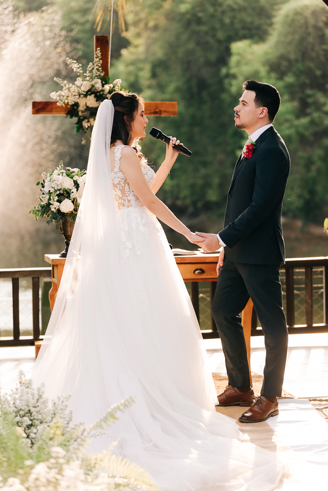 noiva-carro-classico-entrada