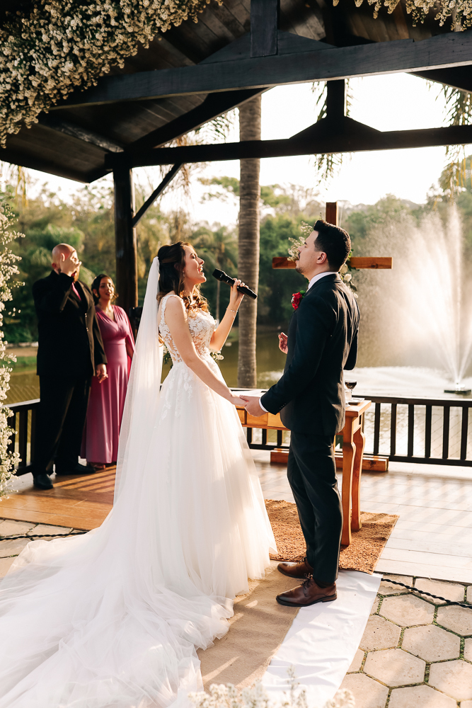 noiva-carro-classico-entrada