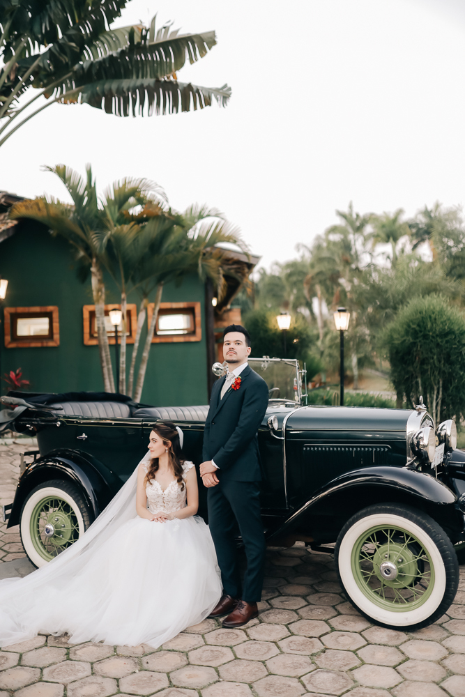 ensaio-casal-carro-classico