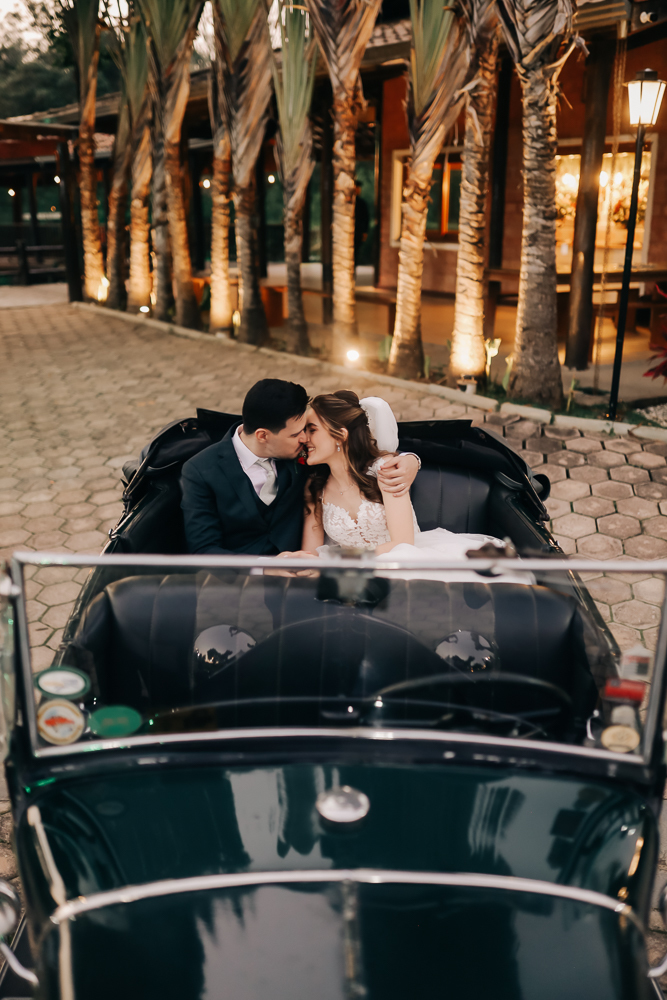 ensaio-casal-carro-classico