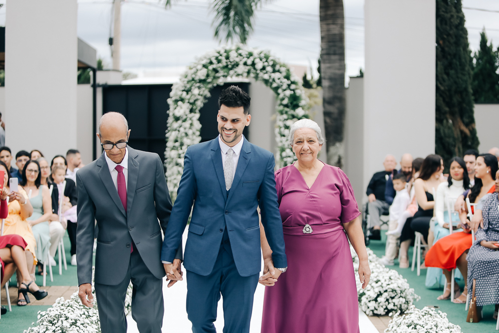 entrada-casamento-noivo-cerimonia