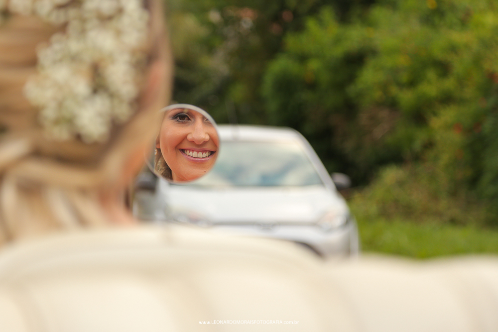 noiva no carro - foto da noiva no carro - noiva classica
