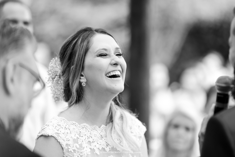 noiva-casamento-louveira-cerimonia-ao-ar-livre