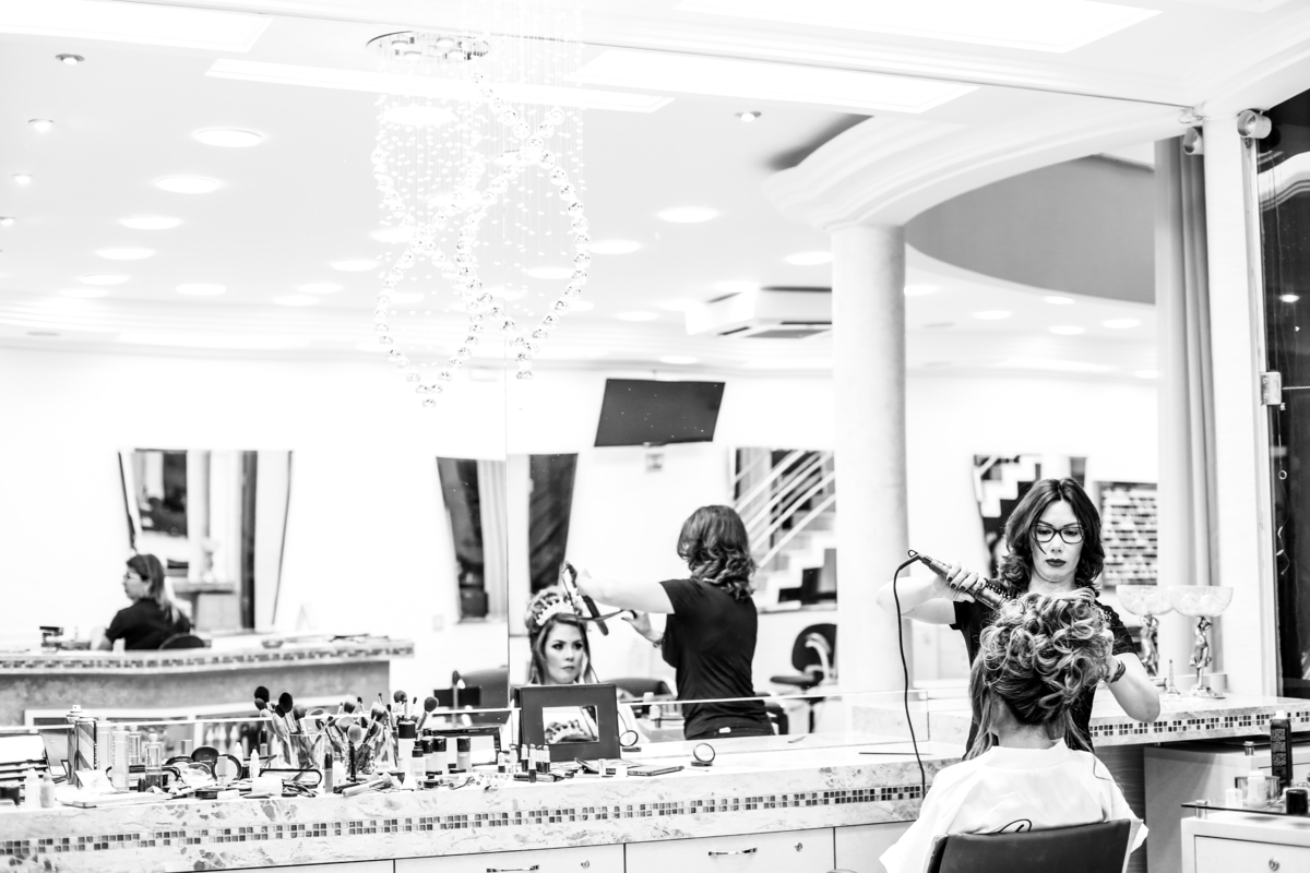 making off da noiva - noiva no salão - maquiagem da noiva