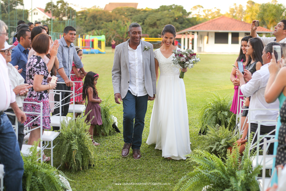 casamento vinhedo ao ar livre - cerimonia de dia