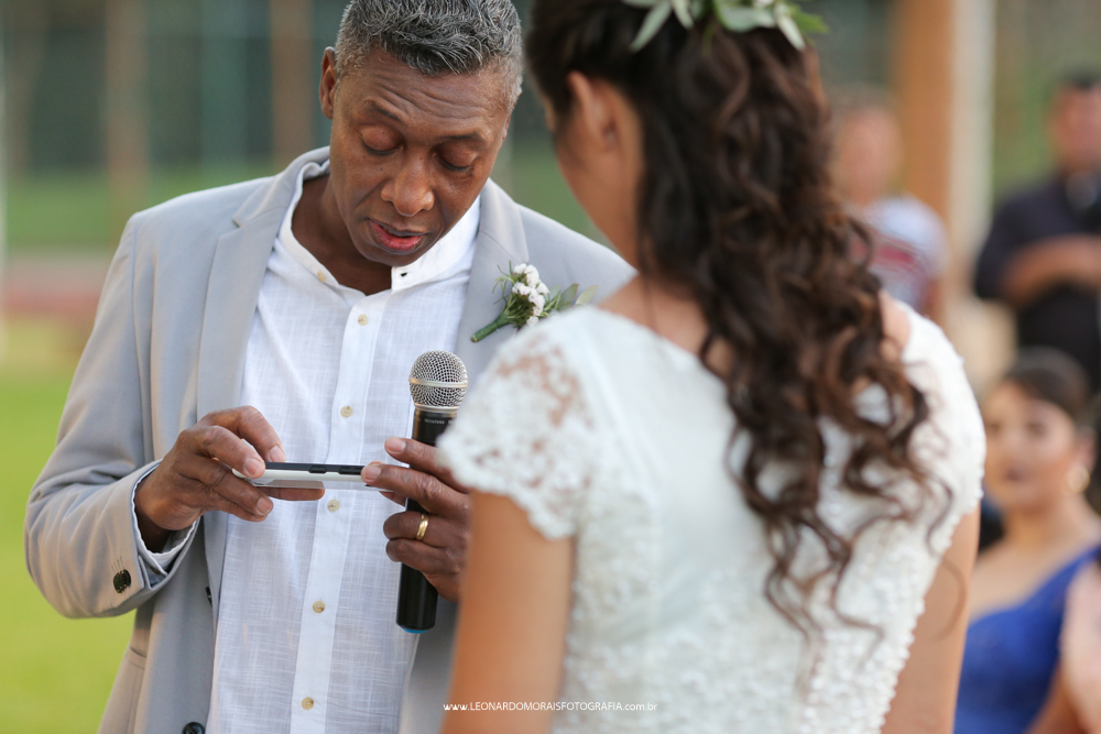 casamento vinhedo ao ar livre - cerimonia de dia