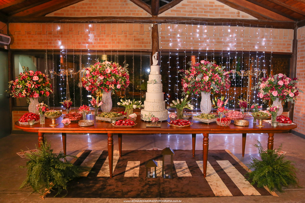 CASAMENTO VINHEDO - CASAMENTO KRATOS - CERIMONIA CRISTÃ - MESA DOS NOIVOS