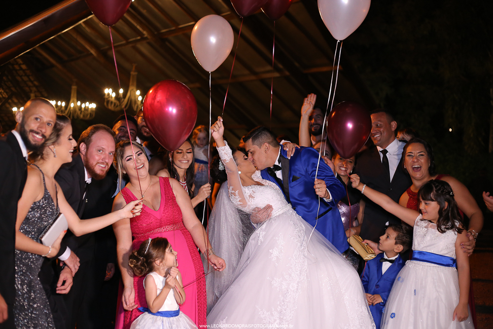 CASAMENTO VINHEDO - CASAMENTO KRATOS - CERIMONIA CRISTÃ - SAIDA DOS NOIVOS