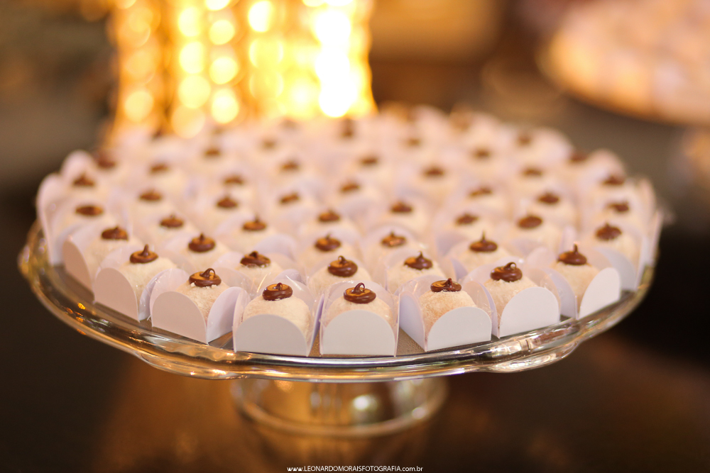 MESA DO BOLO CASAMENTO - DECORAÇÃO DE CASAMENTO - CASAMENTO LOUVEIRA