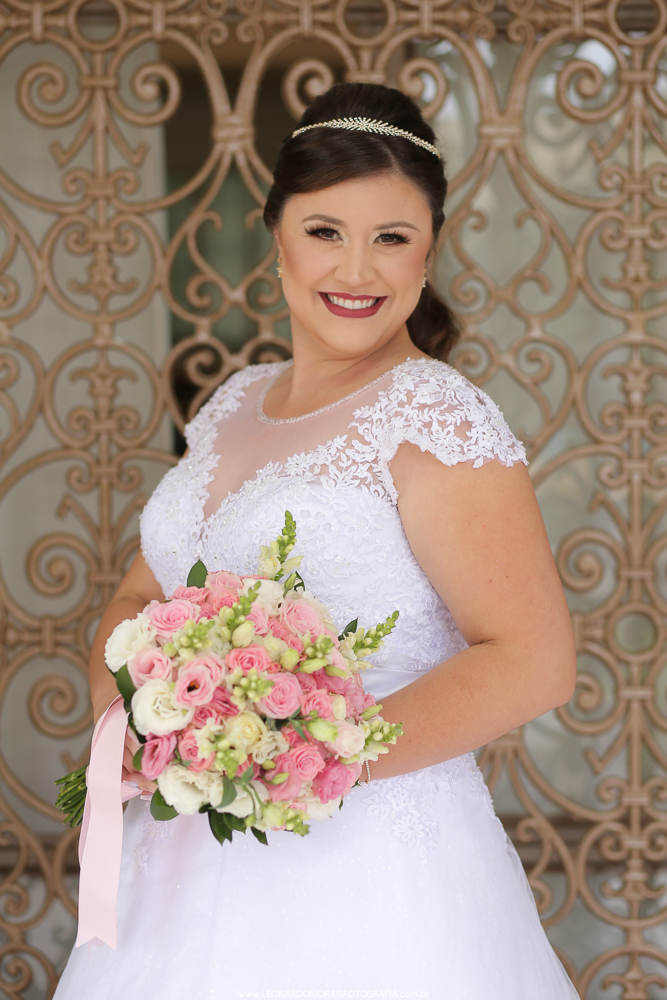 VESTIDO DA NOIVA - BUQUE DA NOIVA - CASAMENTO LOUVEIRA