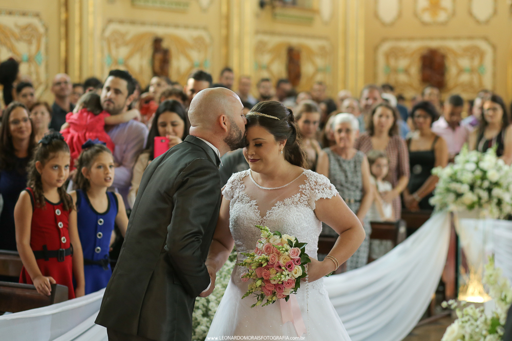 ENTRADA NOIVA - CASAMENTO LOUVEIRA - IGREJA CATOLICA DE LOUVEIRA