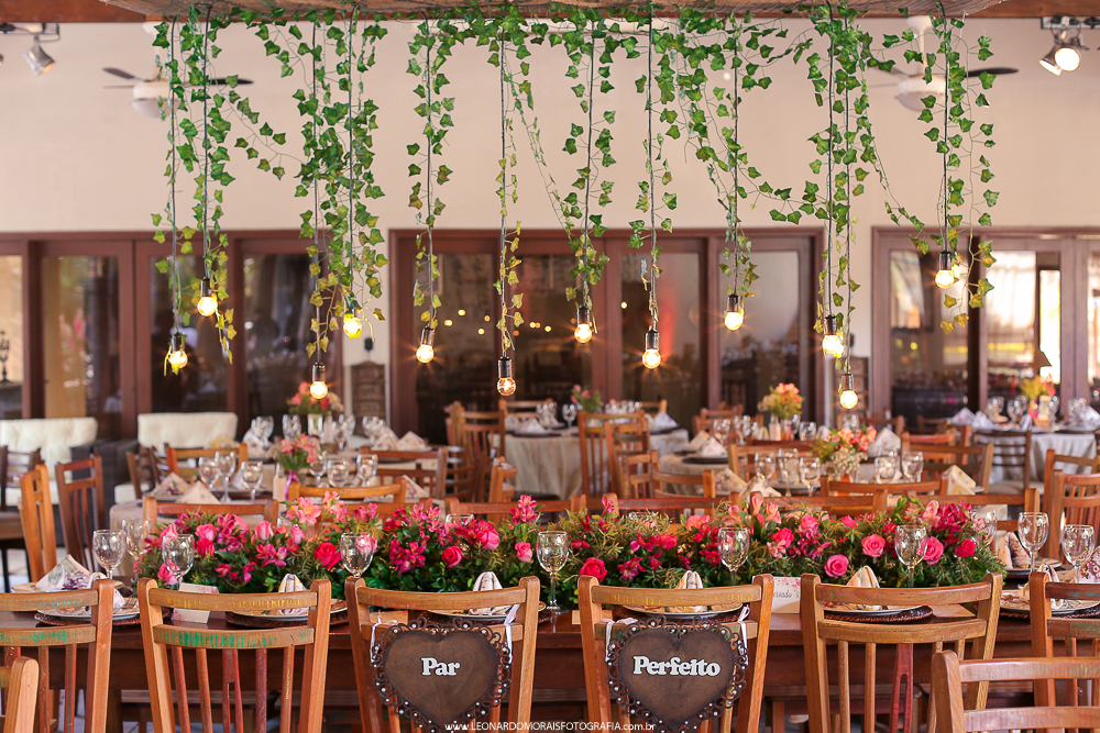 mesa dos noivos - decoração de mesa - decoração de casamento - casamento de dia - casamento itatiba