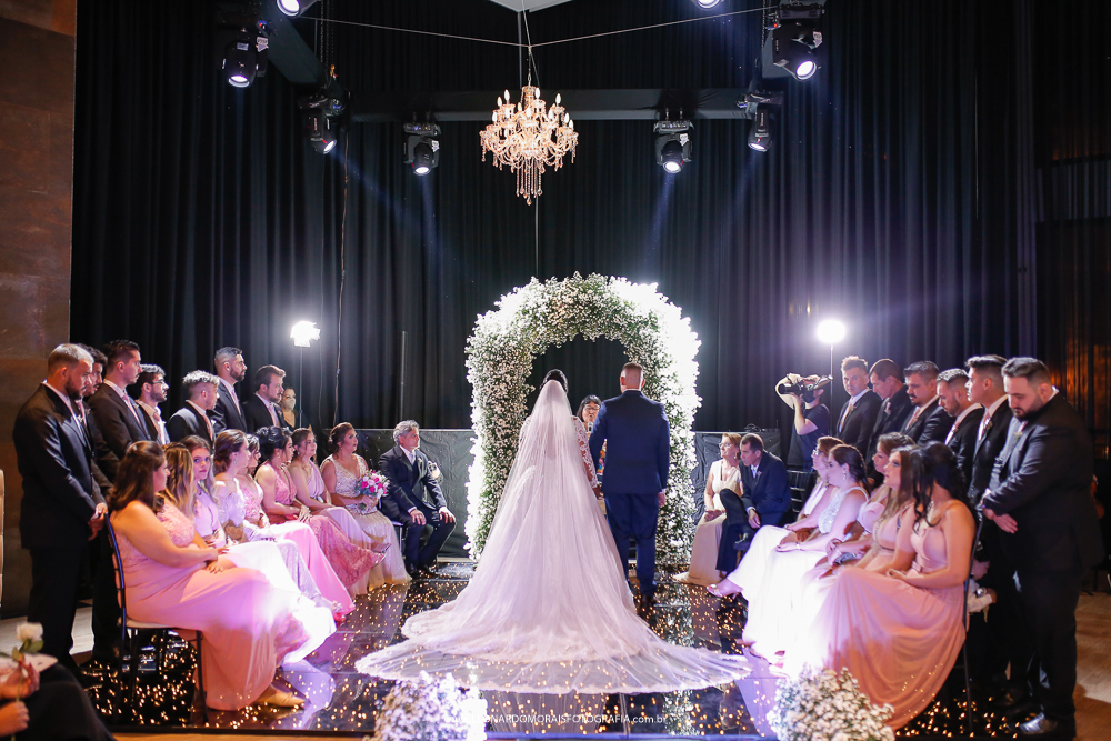 cerimonia-de-casamento-a-noite-vinhedo