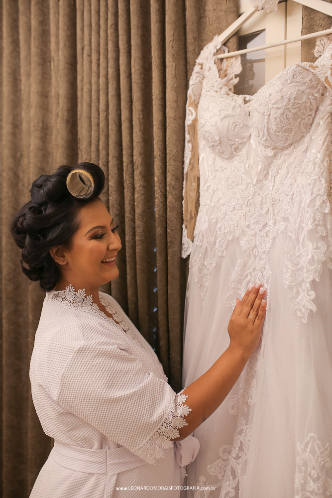 vestido-da-noiva-casamento-vinhedo