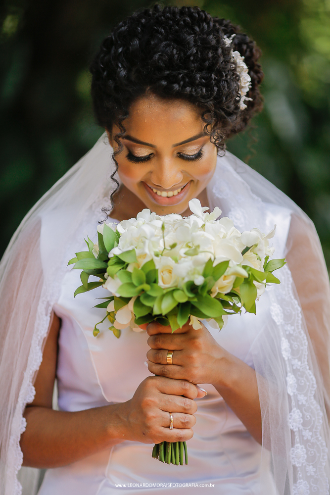 NOIVA COM BUQUE