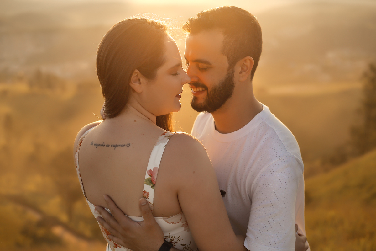 pre wedding-morro do capuava - casal - ensaio luz natural - ensaio casal