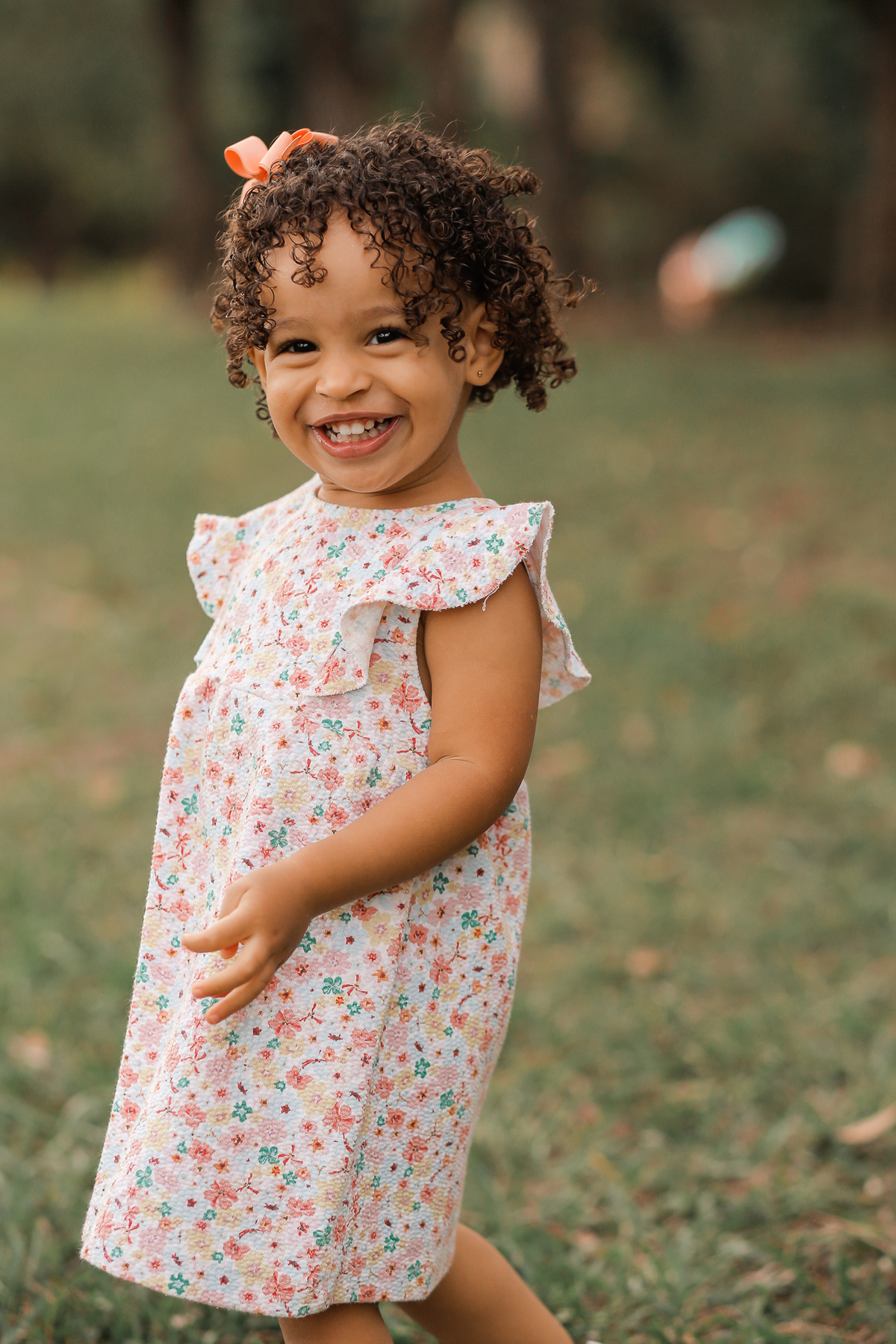 ensaio externo de familia em vinhedo