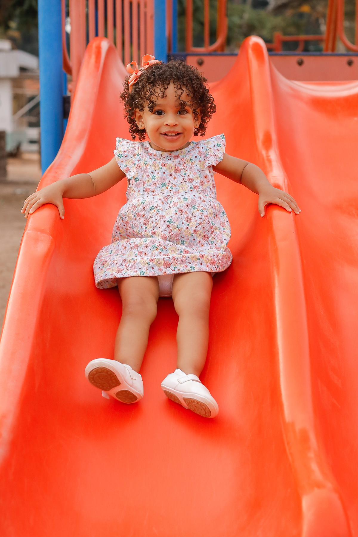 ensaio externo de familia em vinhedo