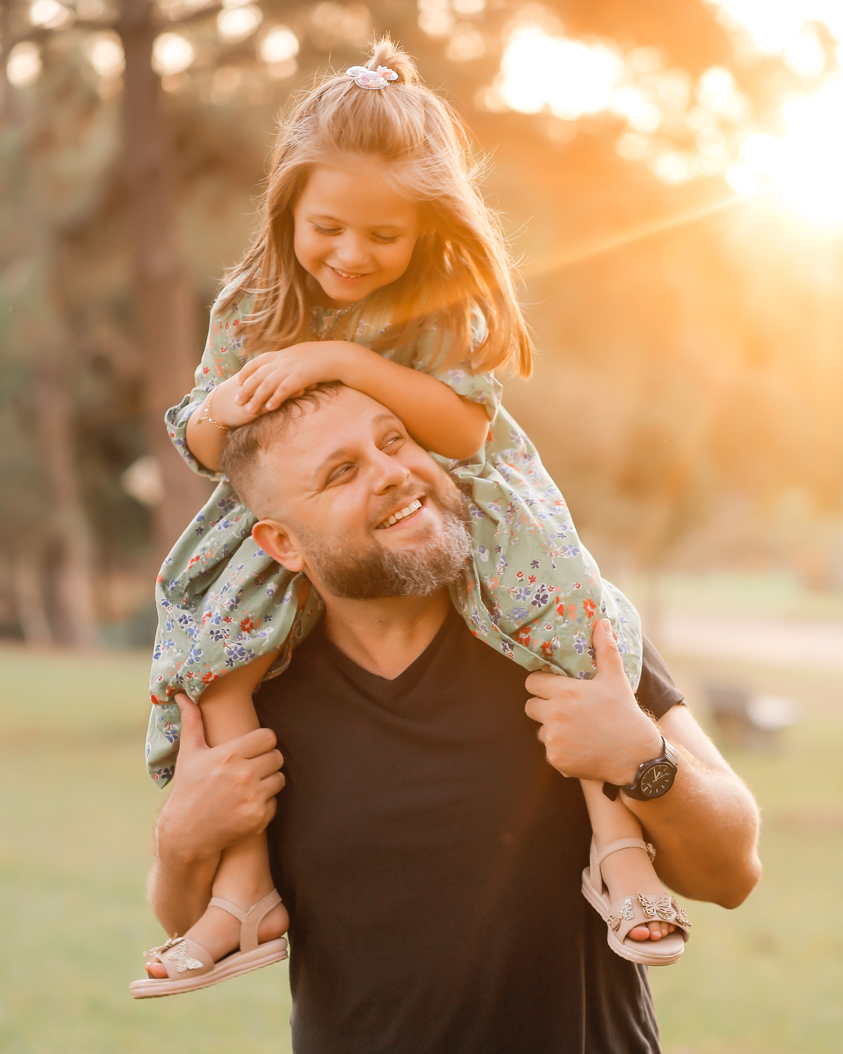 ensaio externo de familia em vinhedo
