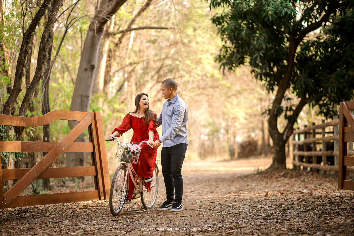 ensaio-casal-bicleta-holambra-macena-flores