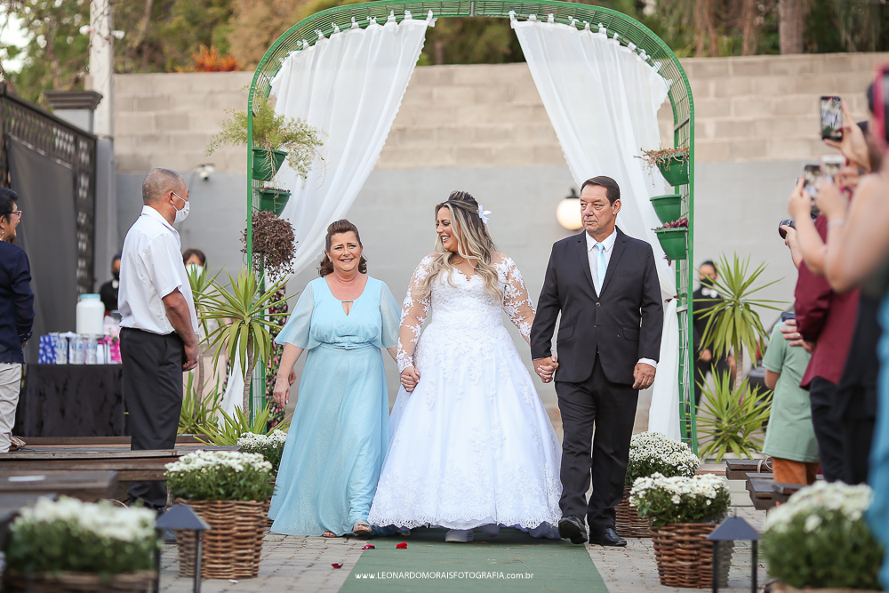 entrada-noiva-casamento-pais