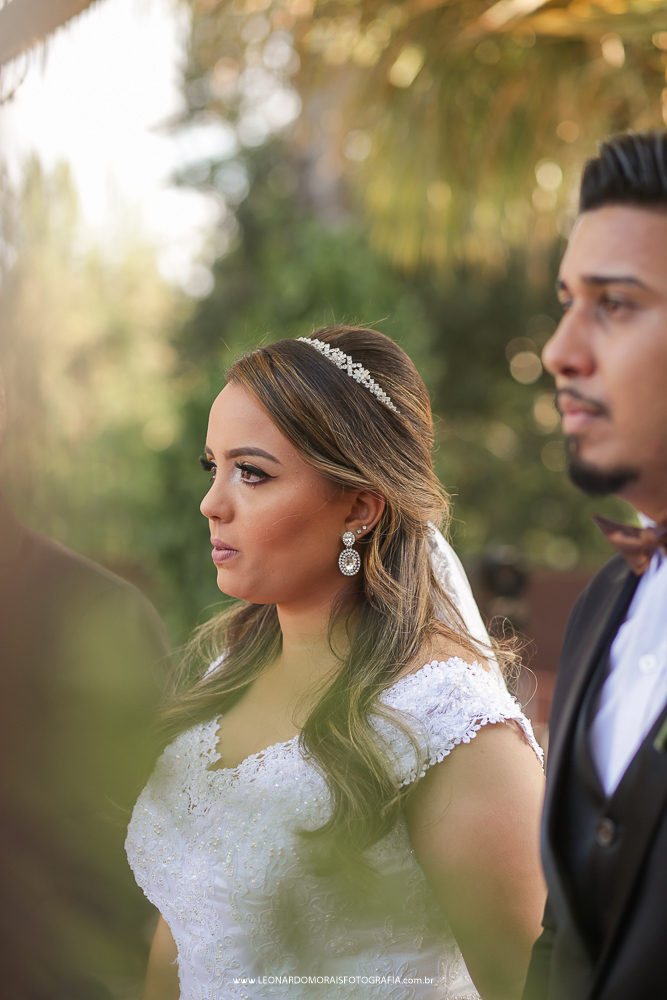 noiva-emocionada-casamento