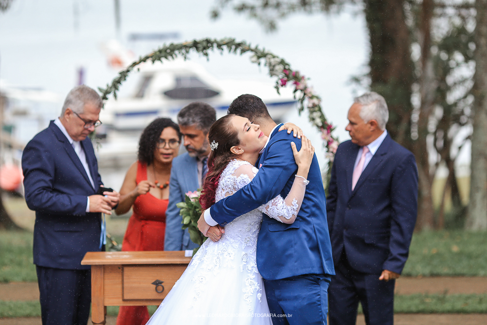 alegria-noivo-casamentos