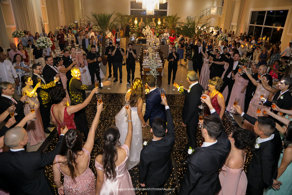 festa-casamento-brinde