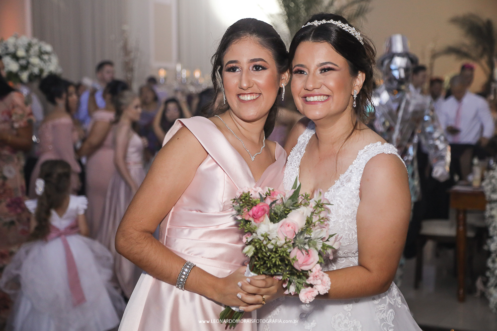 jogando-buque-casamento-foto