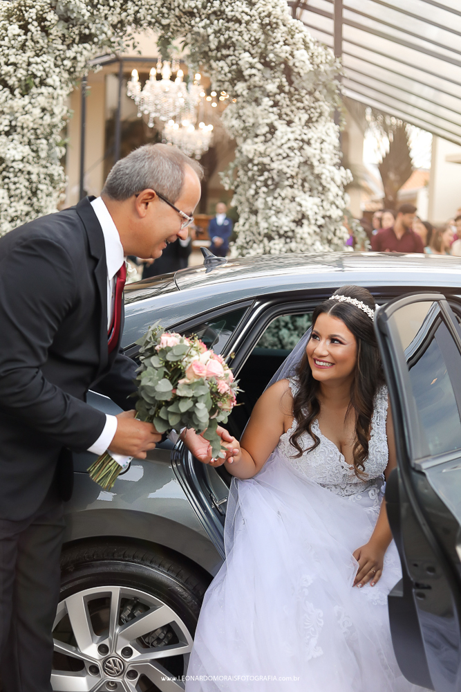pai-da-noiva-carro
