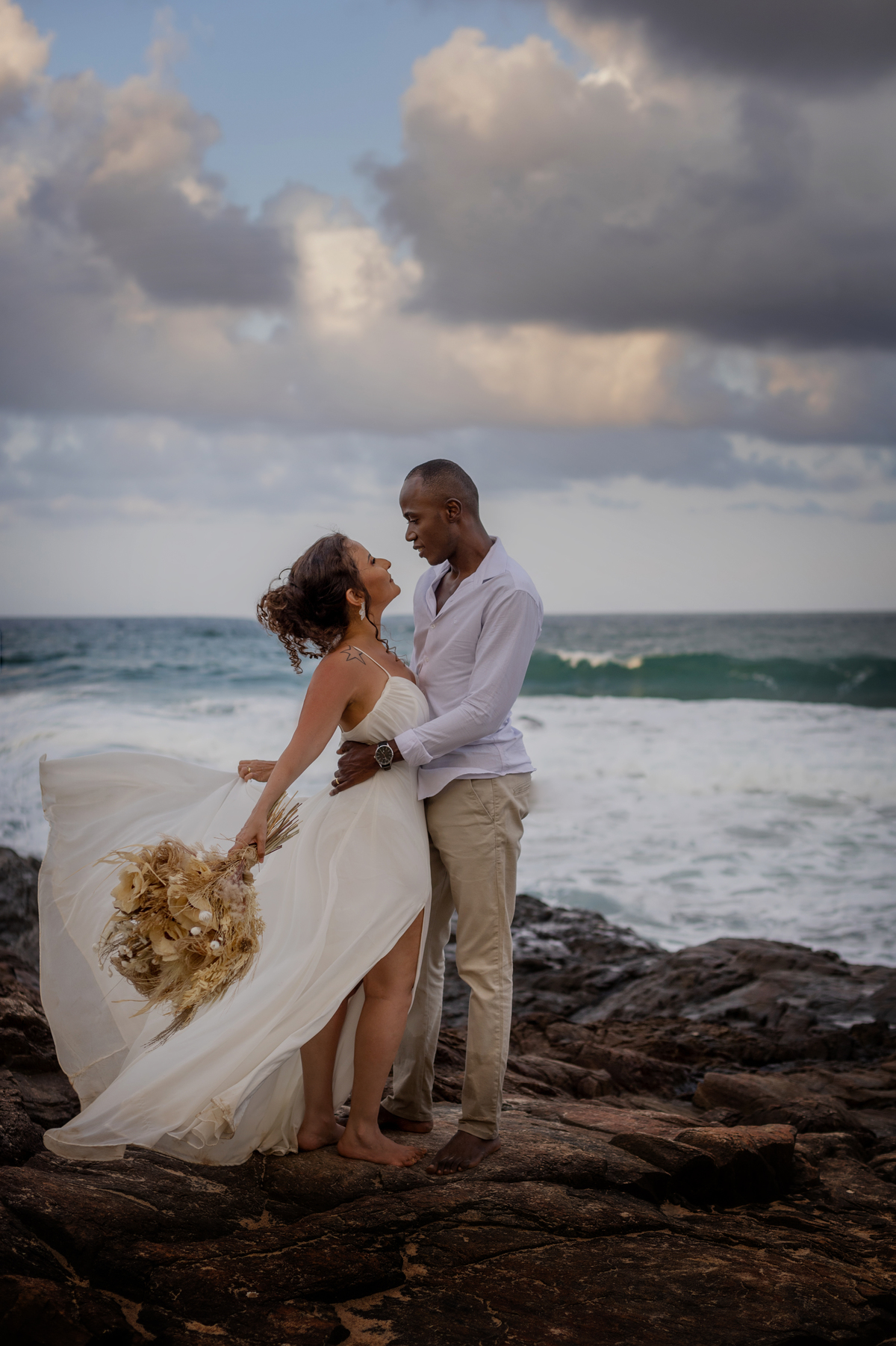casal fazendo fotos em Bahia com os melhores fotógrafos 