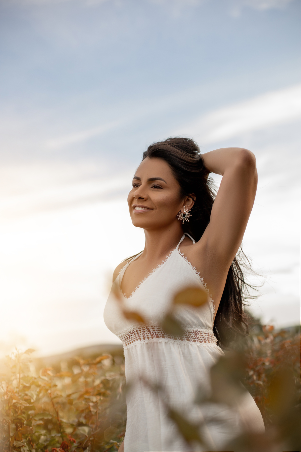 bonita, linda, atraente, encantadora, formosa, airosa, elegante, esbelta, garbosa, galante, bem-apessoada, apessoada, apolínea, donairosa, harmoniosa, graciosa, jeitosa, venusta, perfeita, bem-feita, bem-acabada, bem-proporcionada, catita, caprichada.