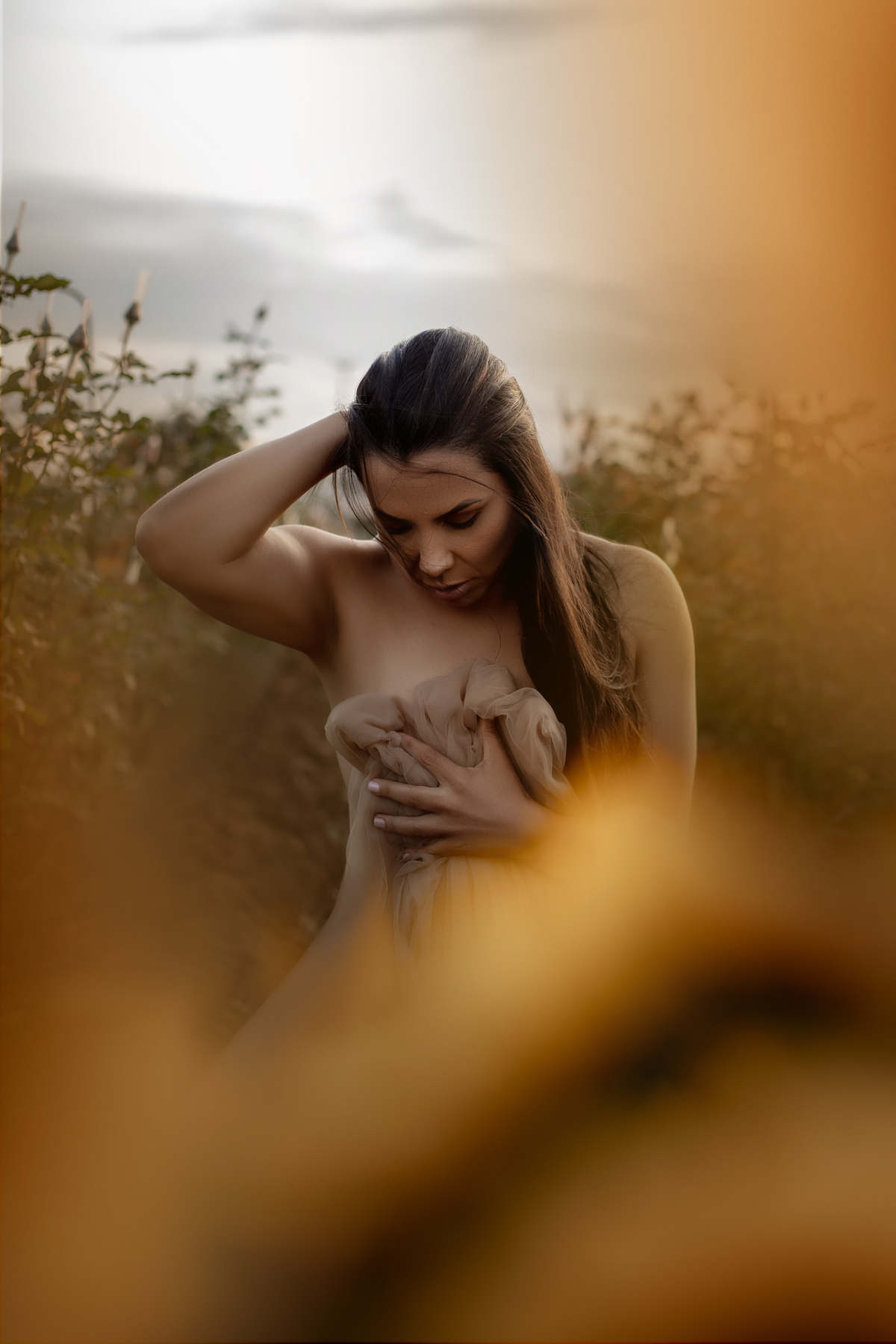 bonita, linda, atraente, encantadora, formosa, airosa, elegante, esbelta, garbosa, galante, bem-apessoada, apessoada, apolínea, donairosa, harmoniosa, graciosa, jeitosa, venusta, perfeita, bem-feita, bem-acabada, bem-proporcionada, catita, caprichada.