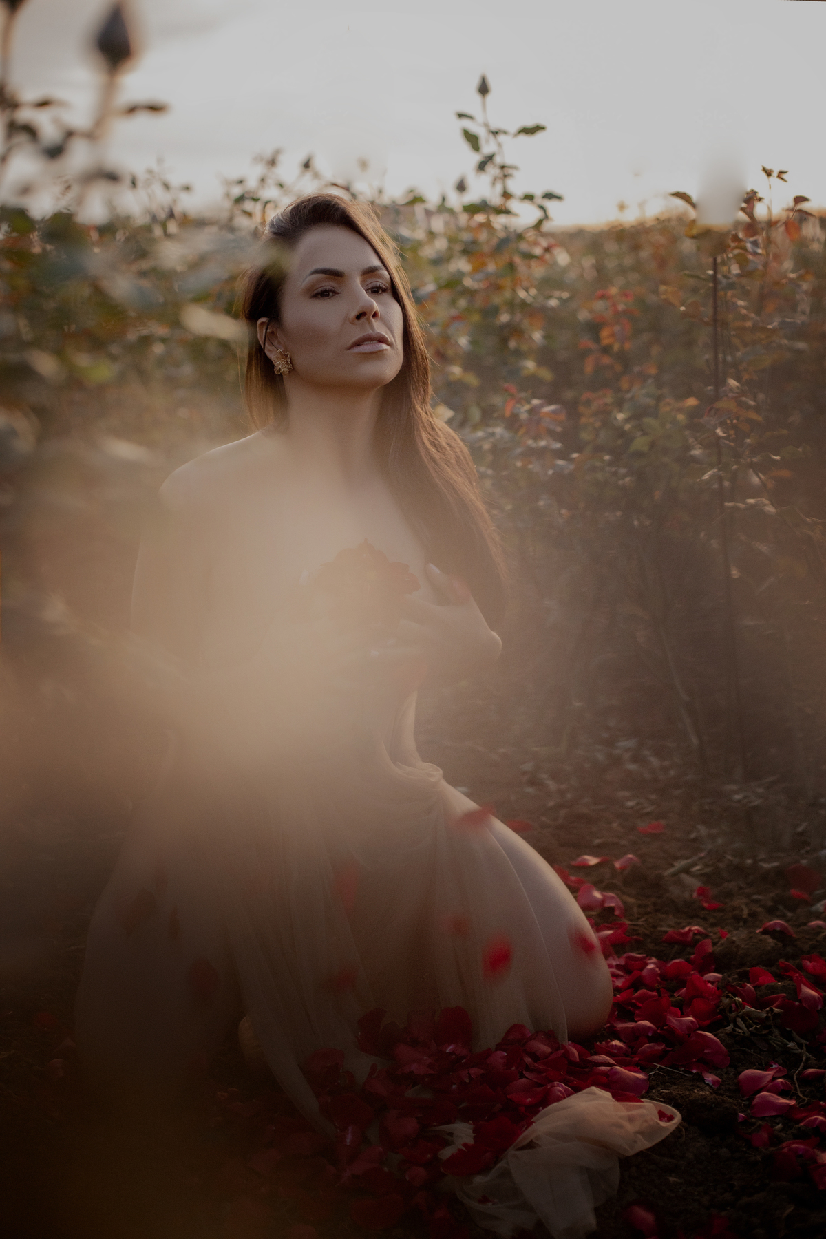 bonita, linda, atraente, encantadora, formosa, airosa, elegante, esbelta, garbosa, galante, bem-apessoada, apessoada, apolínea, donairosa, harmoniosa, graciosa, jeitosa, venusta, perfeita, bem-feita, bem-acabada, bem-proporcionada, catita, caprichada.