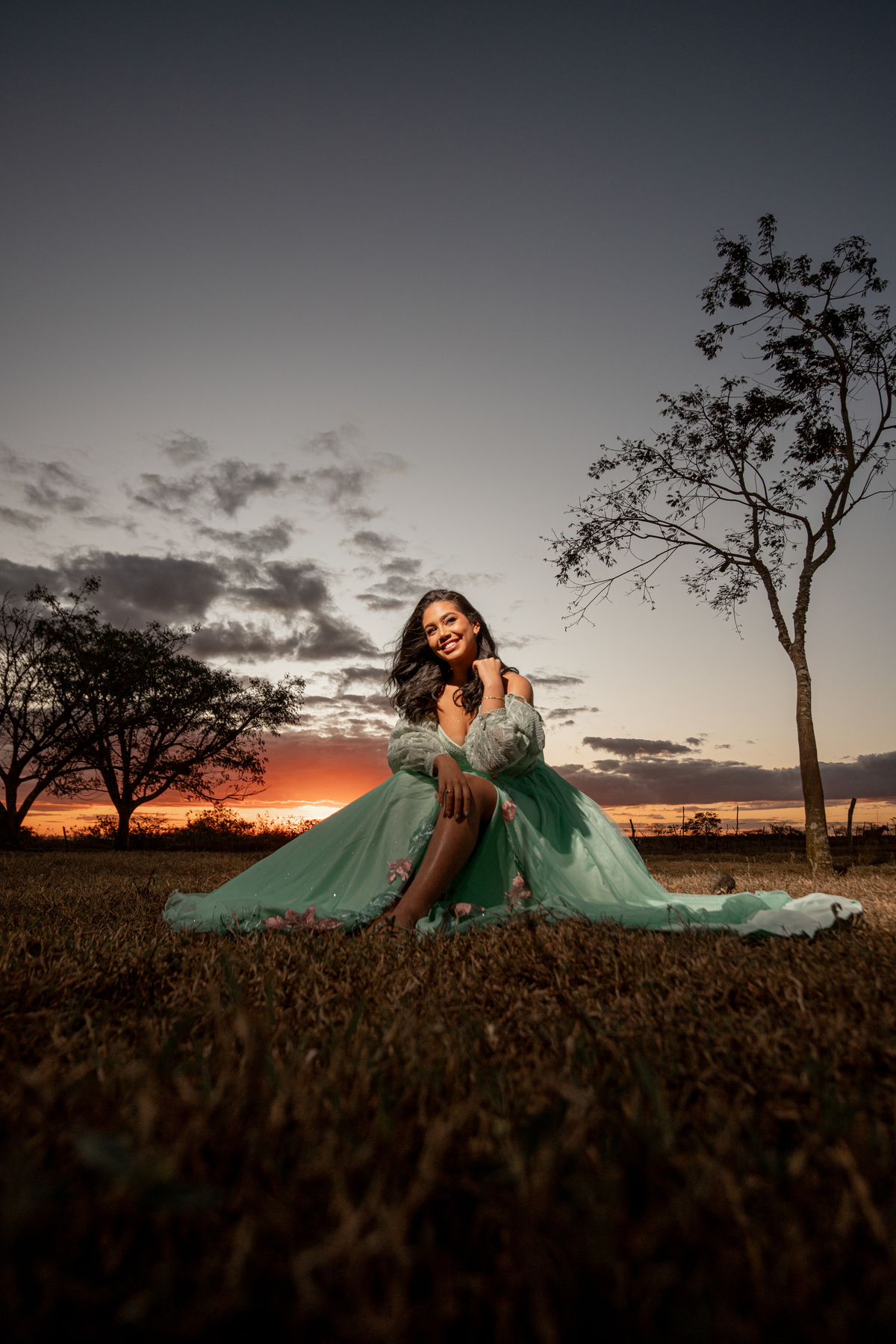 foto de debutante sentada 