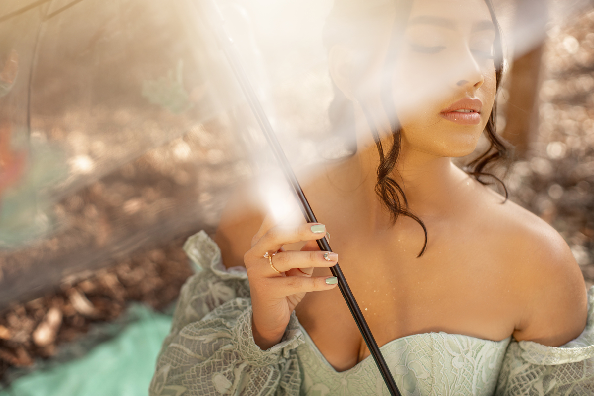 foto de debutante com guarda chuva