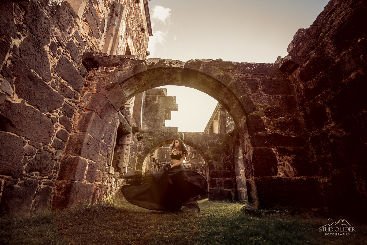 Debutante Jequié 
Debutante Vitória da Conquista
Debutante Jaguaquara
Ensaio 15 anos 
Ensaio debutante 
Ensaio 15 anos 