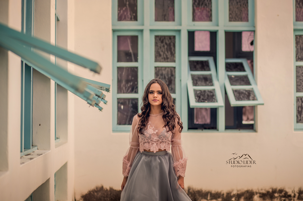 Fotos de ensaio 15 anos 
Vestido branco debutante 
Menina vestido branco 
Debutante JequiÃ© 
 VitÃ³ria da Conquista
Debutante Jaguaquara
Ensaio 15 anos 
Ensaio debutante 
Ensaio 15 anos 