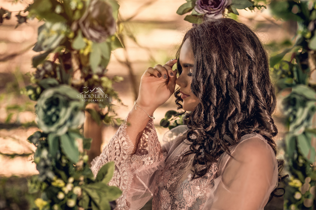 Fotos de ensaio 15 anos 
Vestido branco debutante 
Menina vestido branco 
Debutante JequiÃ© 
 VitÃ³ria da Conquista
Debutante Jaguaquara
Ensaio 15 anos 
Ensaio debutante 
Ensaio 15 anos 